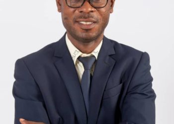 Former UMaT Head Of Guidance And Counseling Unit Mr P.S Kwofie Takes To YouTube To Change Lives.